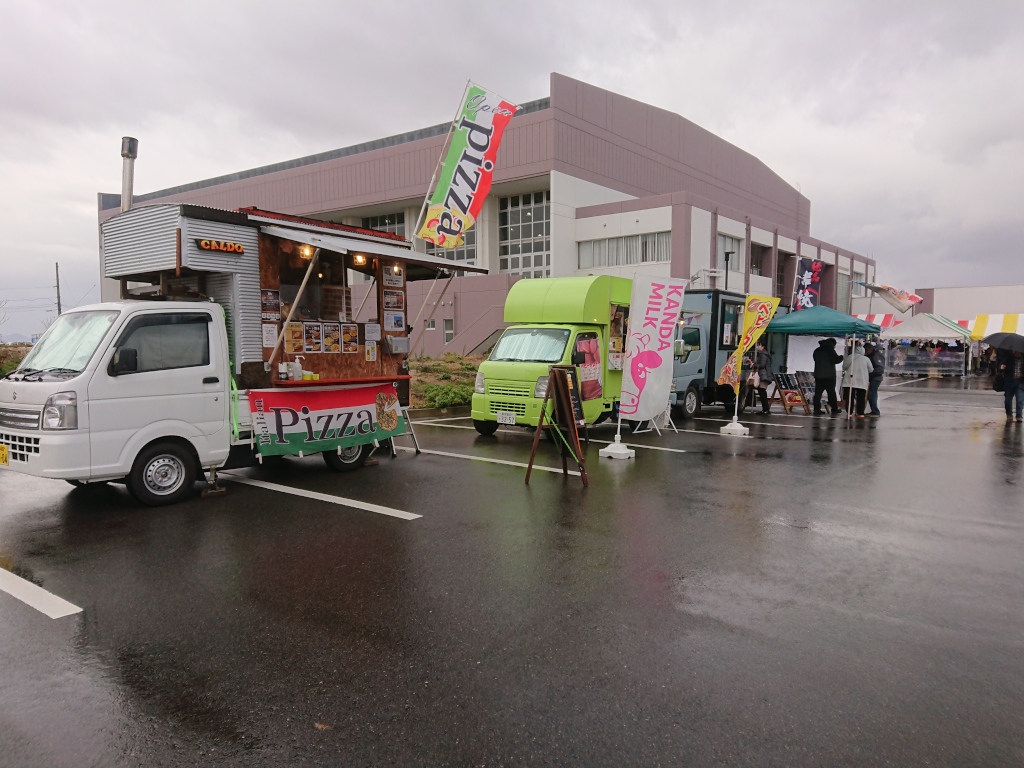 キッチンカーの様子